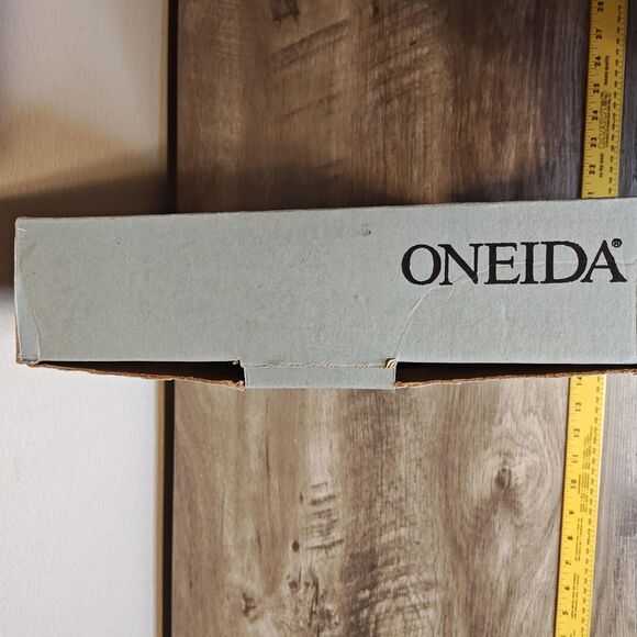 Oneida Georgian Scroll Chip and Dip Server 12.5in Silverplate Tray Made USA - Picture 16 of 16